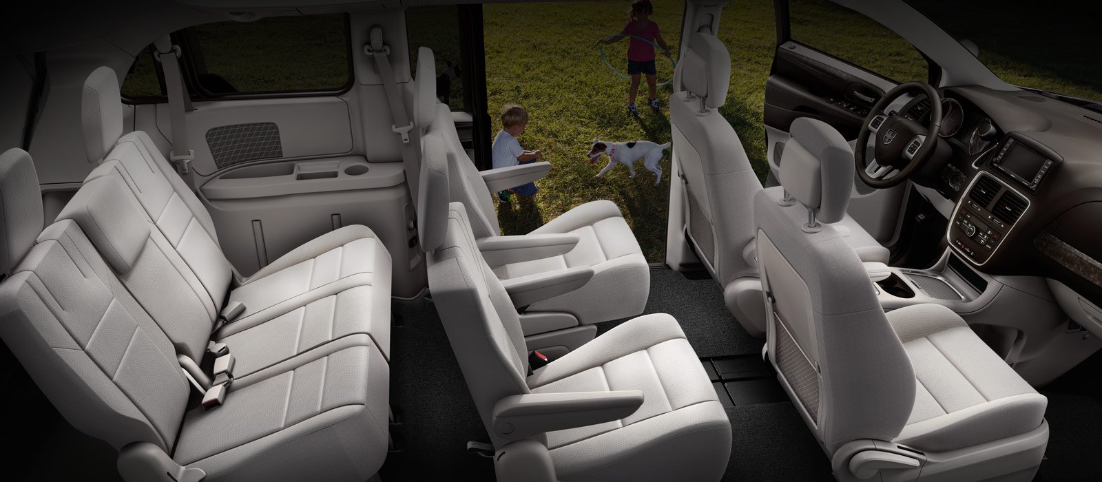 2017 Dodge Grand Caravan interior specs